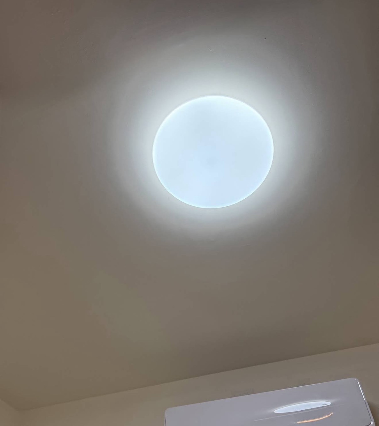 三重林小姐吸頂燈更換 完工實景 2